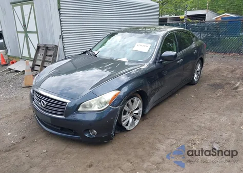 2011 Infiniti M56X z USA, uszkodzony, nr VIN JN1AY1ARXBM570683